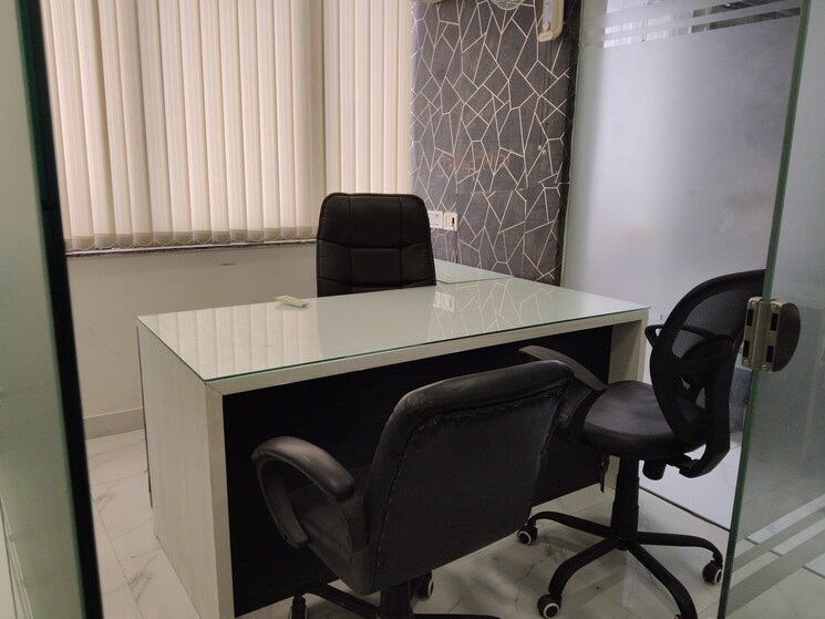 Team Area, netaji subhash place Commercial Office Space 549 Sq.Ft. In Netaji Subhash Place Delhi 9275740
