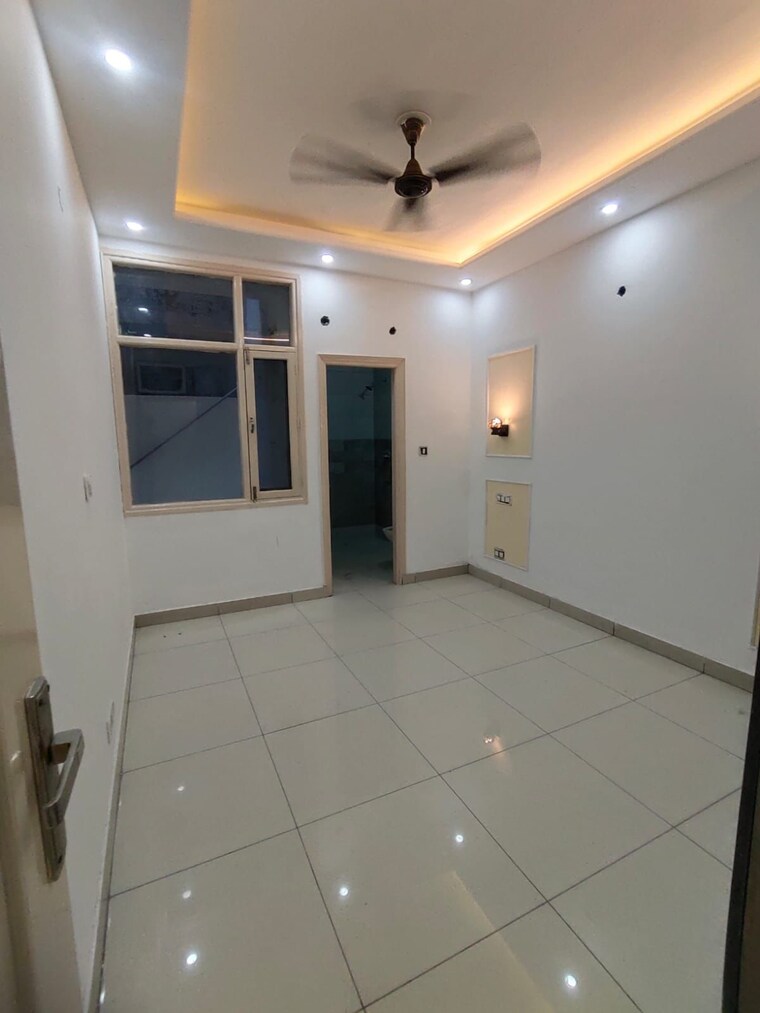 Bathroom, ms-enclave-zirakpur 3 Bedroom 125 Sq.Yd. Apartment In Dhakoli Zirakpur 9275761