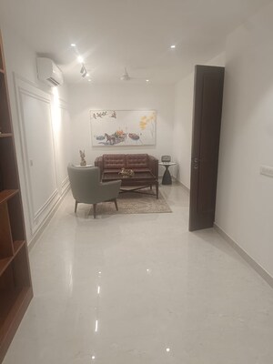 Living Room in 2 BHK Apartment at DLF Silver Oaks, Sector 26 – for Rent