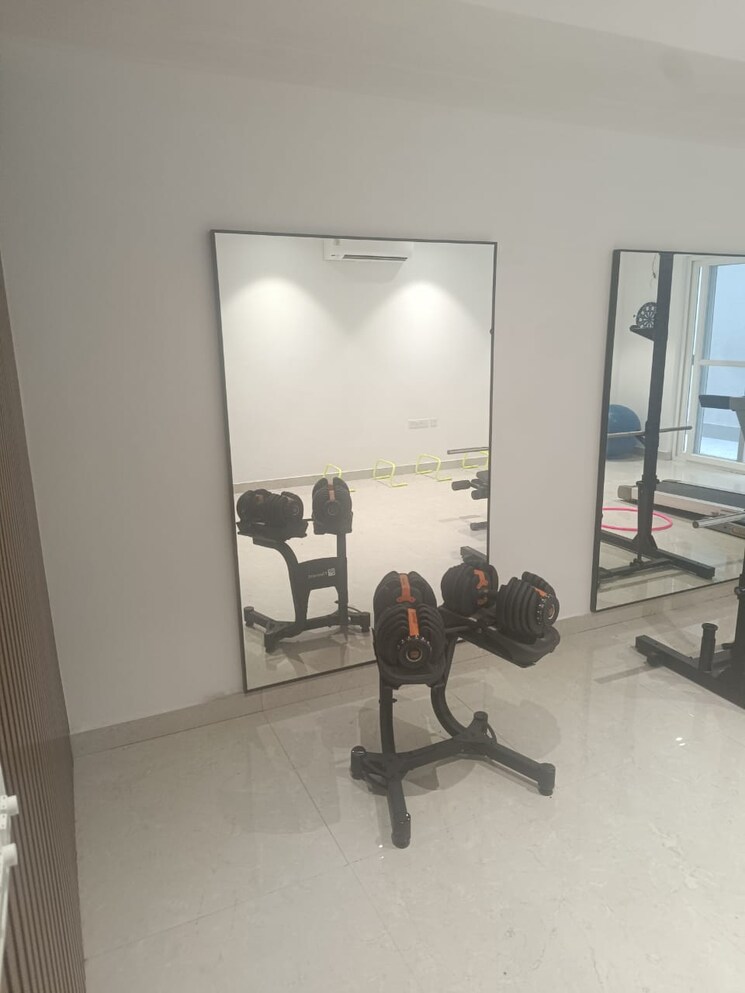 Team Area, dlf-silver-oaks 2 Bedroom 1200 Sq.Ft. Apartment In Sector 26 Gurgaon 9275770