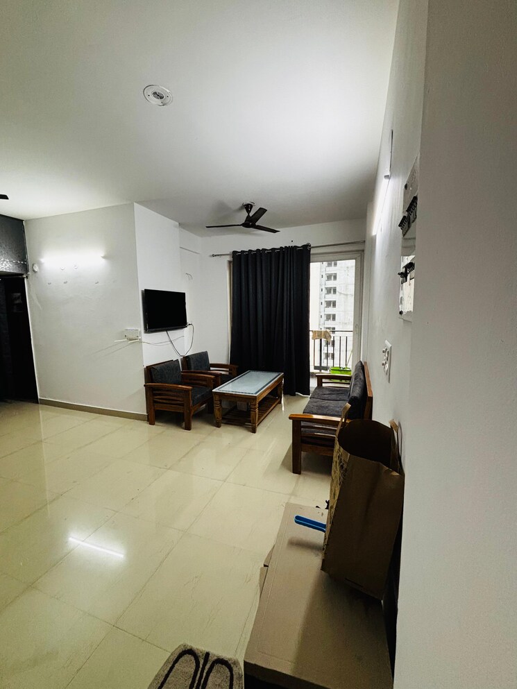 Living Room, sikka-karnam-greens 2 Bedroom 940 Sq.Ft. Apartment In Sector 143b Noida 9275795