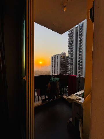 Furnished Amenities in 2 BHK Apartment at Sikka Karnam Greens, Sector 143b – for Rent