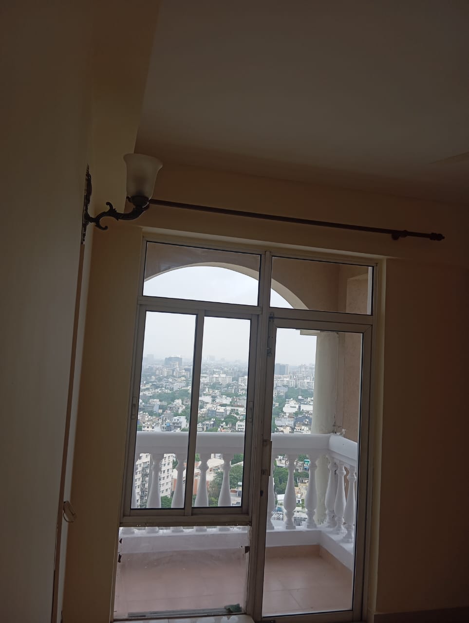 2 BHK Apartment For Rent in DLF The Princeton Estate