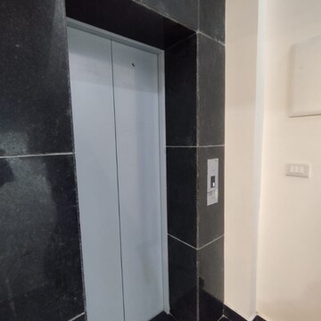 Building Lobby in 3 BHK Builder Floor at Kohli One Malibu Town, Malibu Town – for Rent