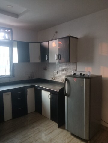 Kitchen in 2.5 BHK Apartment at Park View Apartments Gomti Nagar, Gomti Nagar – for Rent