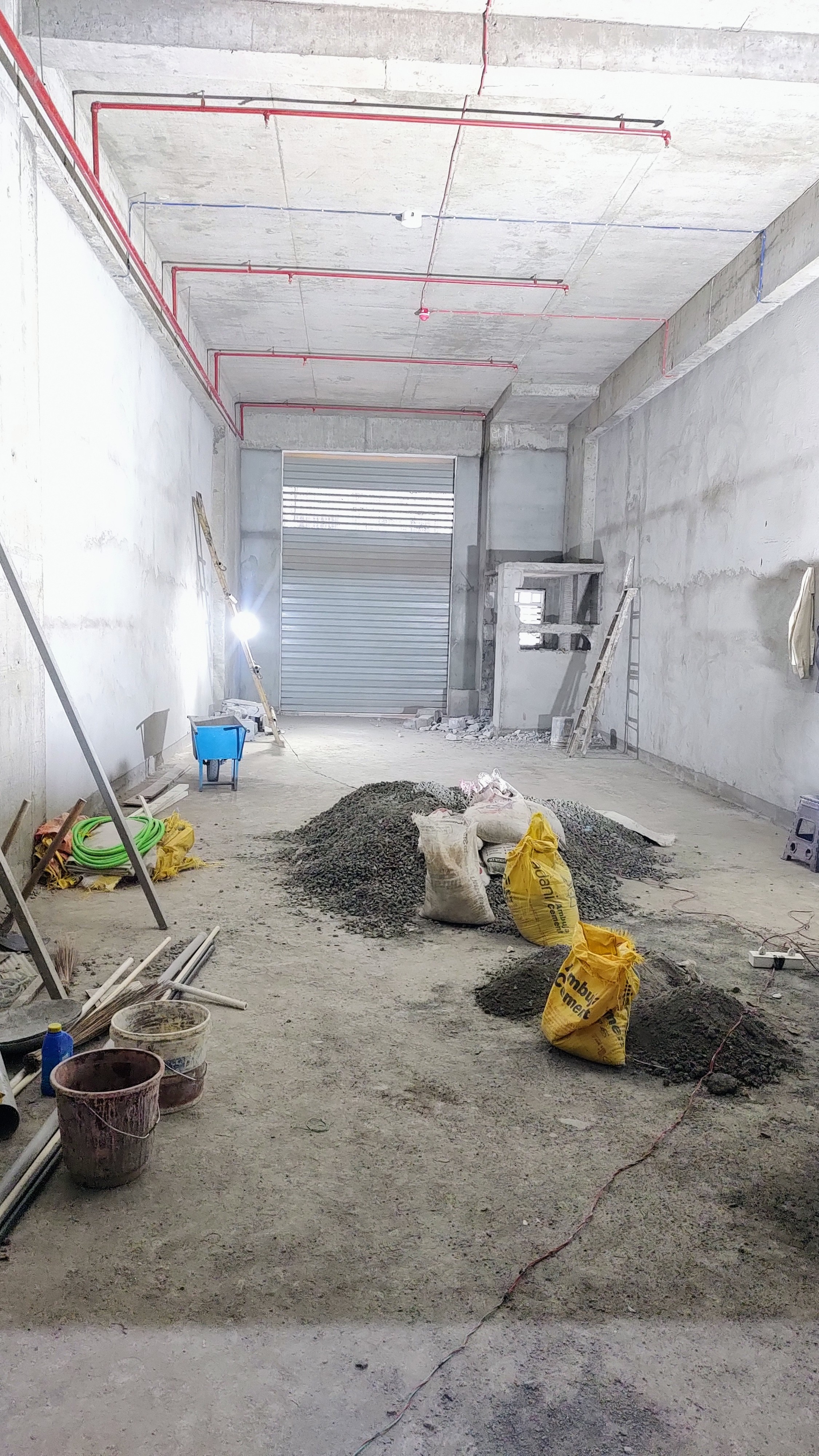 Retail Shop For Sale in Goodwill Bizhub