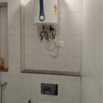Bathroom in 2 BHK Apartment at Supertech Azaliya, Sector 68 – for Sale