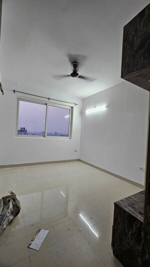 Furnished Amenities in 2 BHK Apartment at Shalimar Vista, Gomti Nagar – for Rent