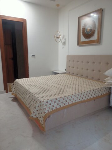 Bedroom in 3 BHK Builder Floor at Sector 102 – for Sale