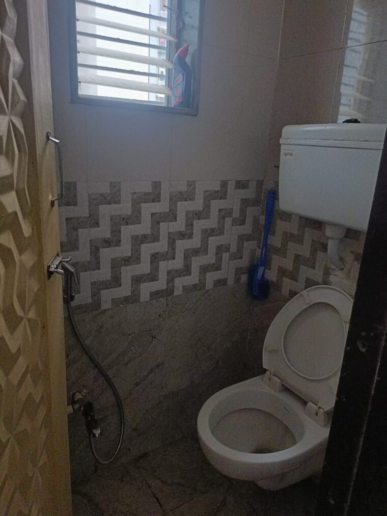Attached Bathroom, goregaon-vivan 1 Bedroom 550 Sq.Ft. Apartment In Goregaon West Mumbai 9275881