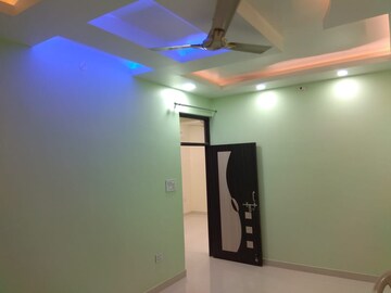Room in 2 BHK Independent House at Gomti Nagar – for Rent