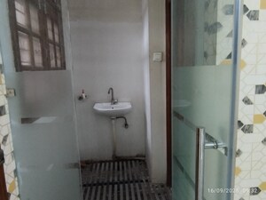 Master Bedroom in 5 BHK Independent House at Sushant Golf City – for Rent