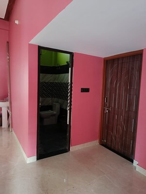 Room in 5 BHK Independent House at Sushant Golf City – for Rent