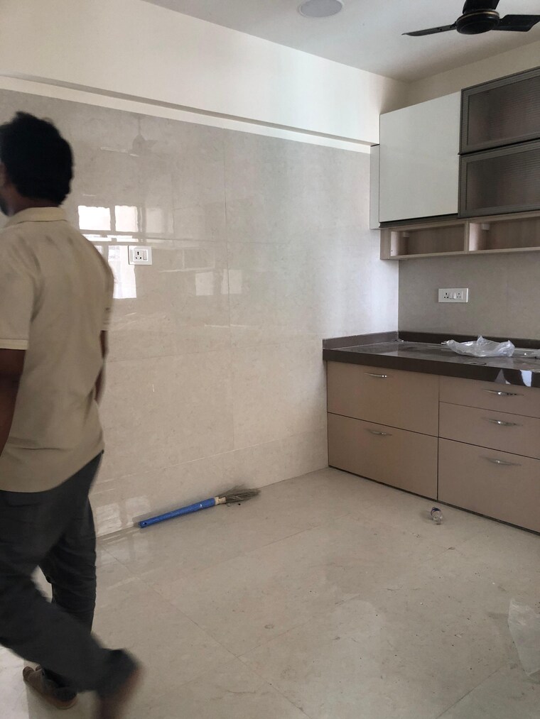 Bathroom, shree-madhuban-chs 2 Bedroom 750 Sq.Ft. Apartment In Goregaon East Mumbai 9275996