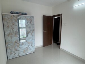 Room in 2 BHK Apartment at Worli – for Rent