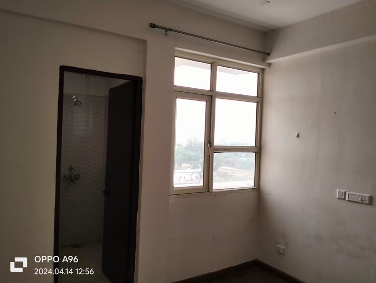 Room, terra-lavinium 3 Bedroom 740 Sq.Ft. Apartment In Sector 75 Faridabad 9276008