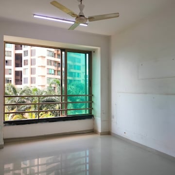 Bedroom in 2.5 BHK Apartment at Oberoi Springs, Andheri West – for Sale