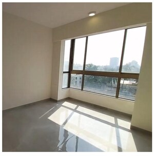 Room in 3 BHK Apartment at Hubtown The Premiere, Andheri West – for Sale