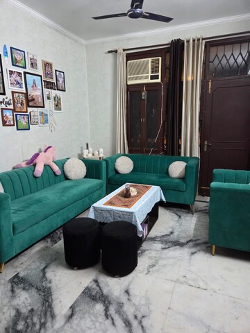 Living Room in 2 BHK Builder Floor at Ardee City, Sector 52 – for Sale