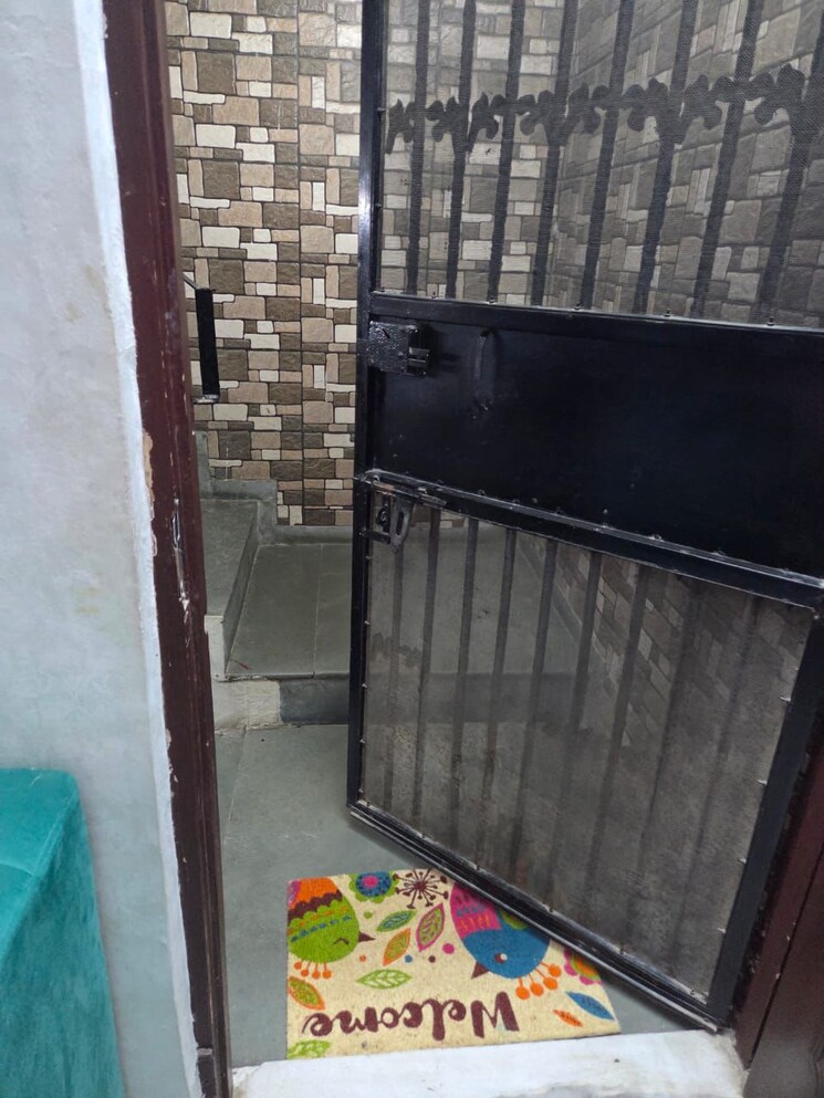 Balcony, ardee-city 2 Bedroom 1700 Sq.Ft. Builder Floor In Sector 52 Gurgaon 9276072