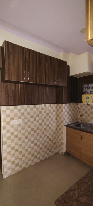 Kitchen in 3.5 BHK Apartment at Gaur City 1st Avenue, Sector 4 Greater Noida – for Rent