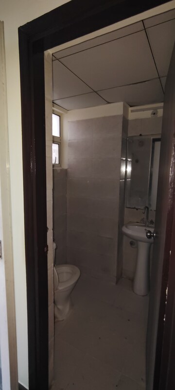 Bathroom in 3.5 BHK Apartment at Gaur City 1st Avenue, Sector 4 Greater Noida – for Rent