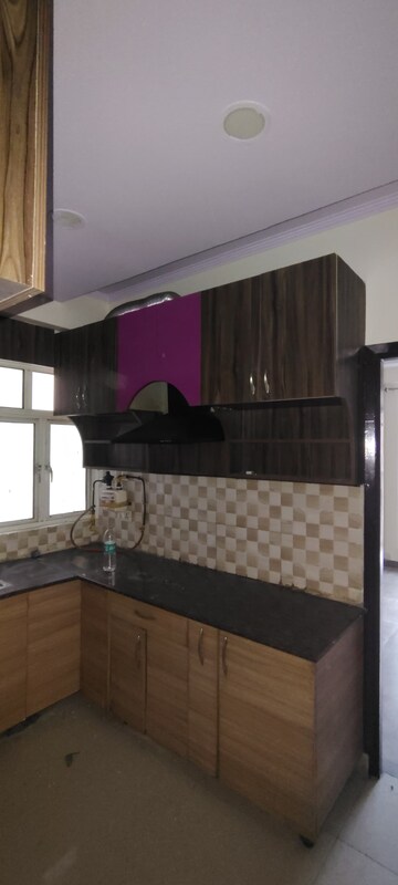 Kitchen in 3.5 BHK Apartment at Gaur City 1st Avenue, Sector 4 Greater Noida – for Rent