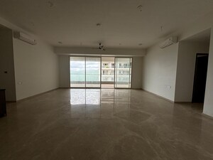 5 BHK Apartment For Rent in Omkar Alta Monte, Malad East