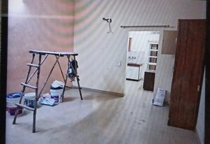 Room in 2 BHK Builder Floor at Sector 38 – for Rent