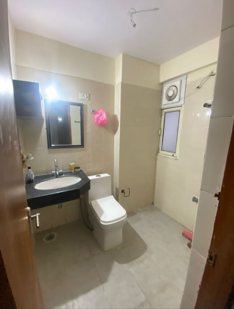 Bathroom, today-ridge-residency 2 Bedroom 632 Sq.Ft. Apartment In Sector 135 Noida 9276122