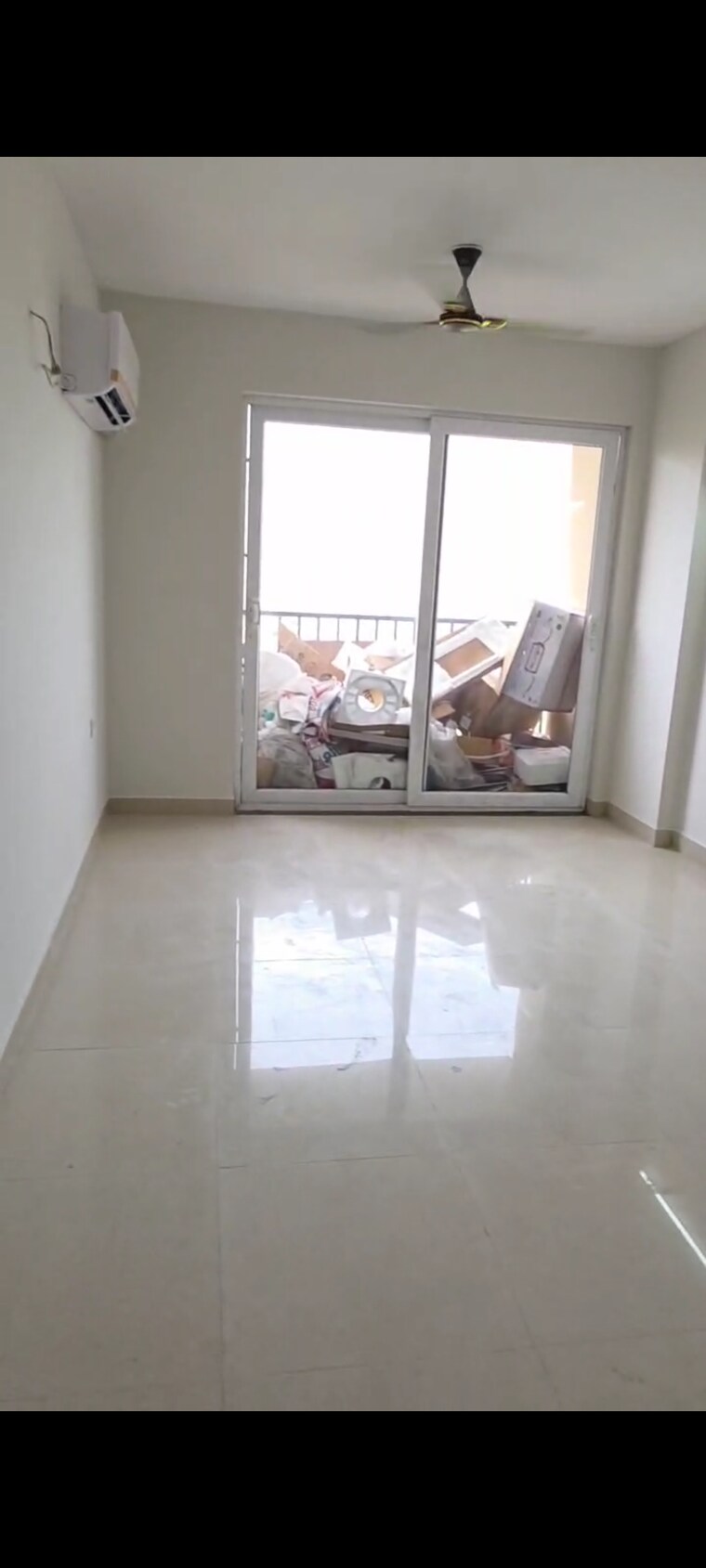 Room, tata-eureka-park 2 Bedroom 1100 Sq.Ft. Apartment In Sector 150 Noida 9276138