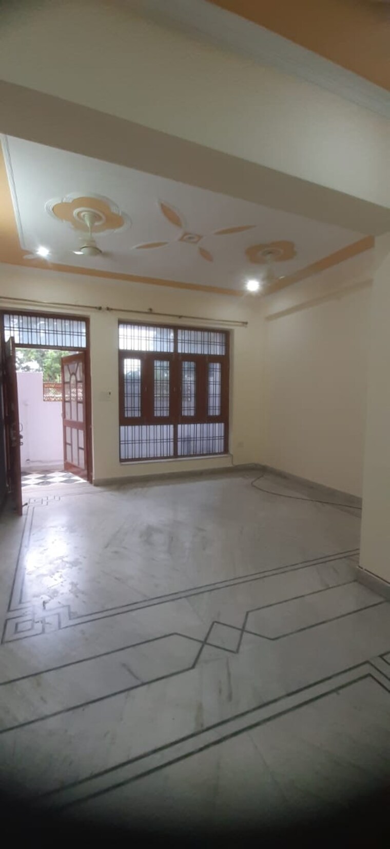 Room, vineet khand 2 Bedroom 1100 Sq.Ft. Builder Floor In Vineet Khand Lucknow 9276166