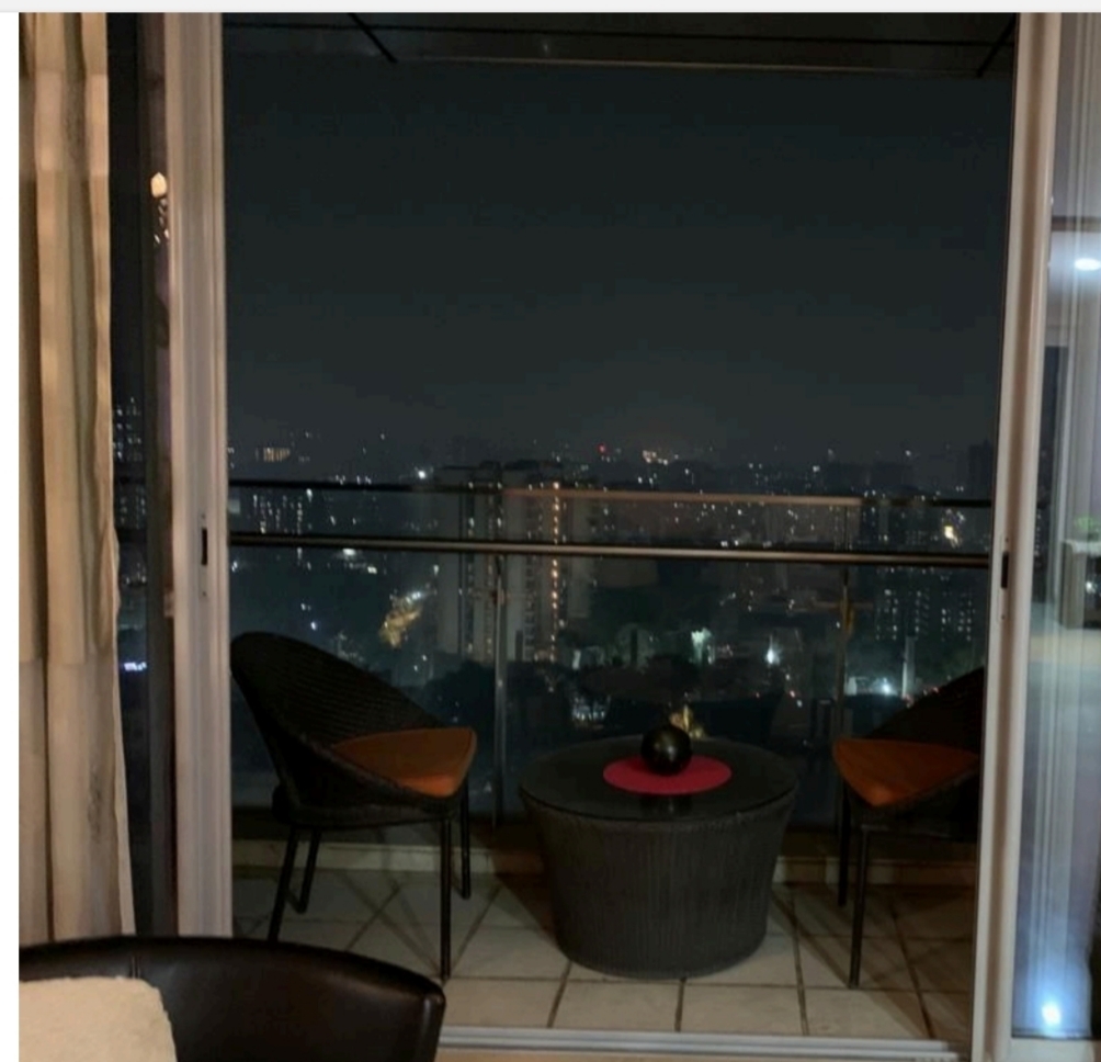 3 BHK + Pooja Room Apartment For Rent in Oberoi Realty Splendor Grande