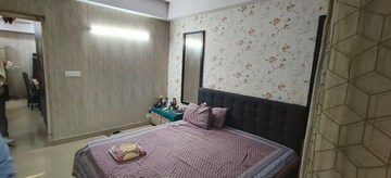Bedroom in 2 BHK Apartment at Supertech Cape Town, Sector 74 – for Rent