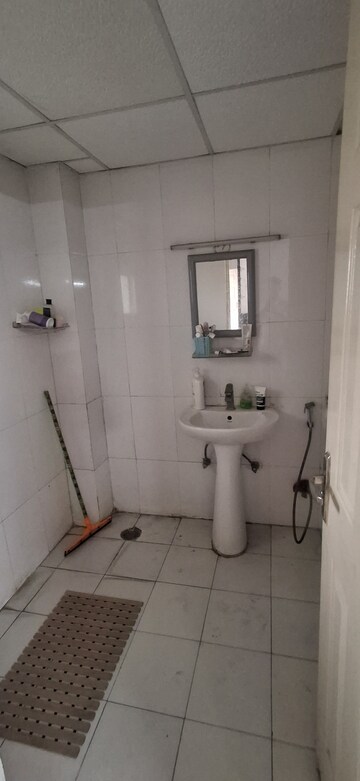 Bathroom in 2 BHK Apartment at Supertech Cape Town, Sector 74 – for Rent