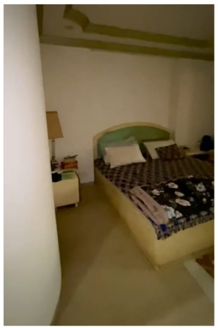 Room, dakshina-park 3 Bedroom 1100 Sq.Ft. Apartment In Vile Parle West Mumbai 9276201