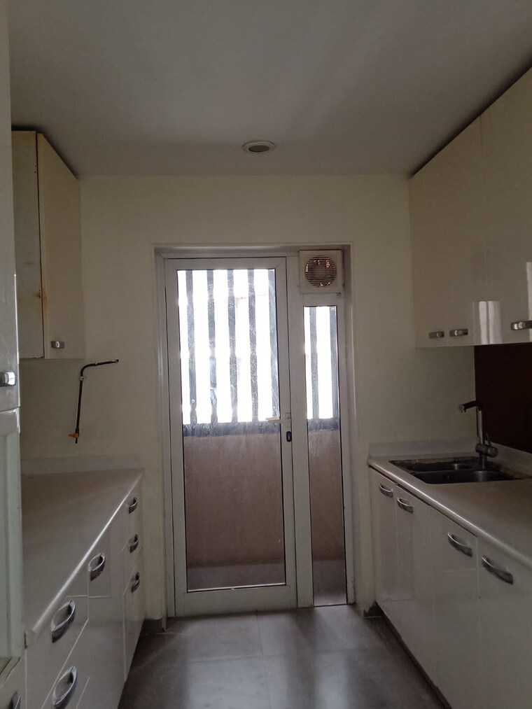 Kitchen, lodha-fiorenza 2 Bedroom 890 Sq.Ft. Apartment In Goregaon East Mumbai 9276217