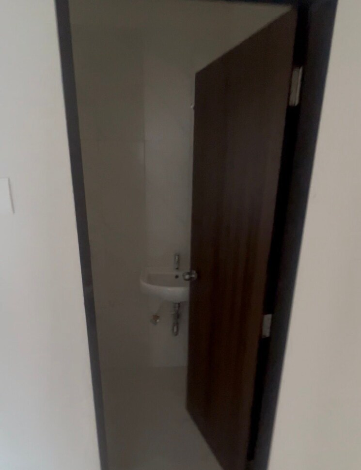 Attached Bathroom, siddharth-riverwood-park 2 Bedroom 625 Sq.Ft. Apartment In Sagarli Gaon Thane 9276216