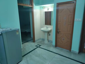 Bathroom in 1 BHK Independent House at Gomti Nagar – for Rent