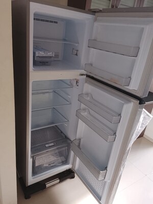 Furnished Amenities in 2 BHK Apartment at Pyramid Atlante, Tathawade – for Rent