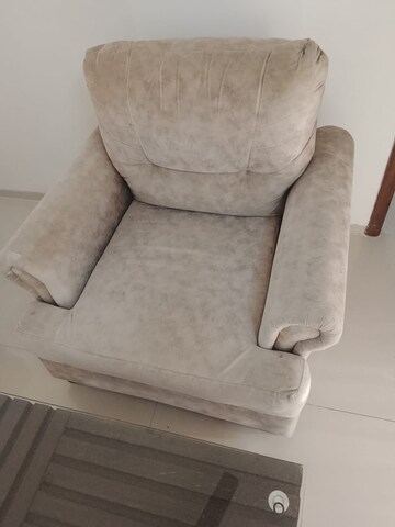 Furnished Amenities in 2 BHK Apartment at Pyramid Atlante, Tathawade – for Rent