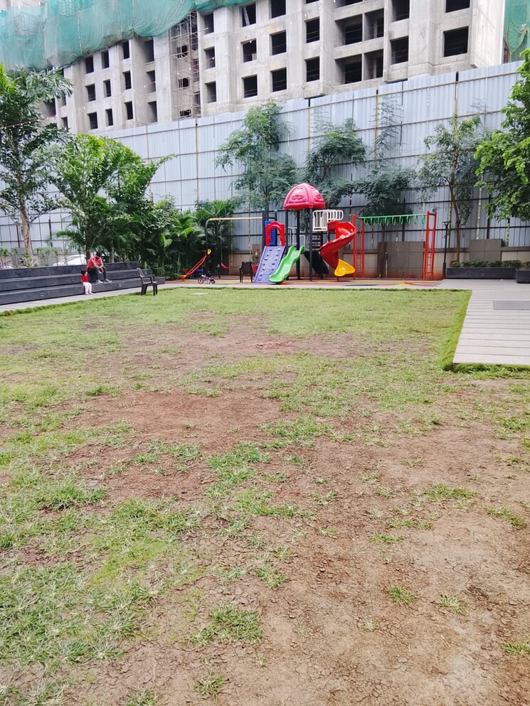 Garden, pyramid-atlante 2 Bedroom 587 Sq.Ft. Apartment In Tathawade Pune 9276200