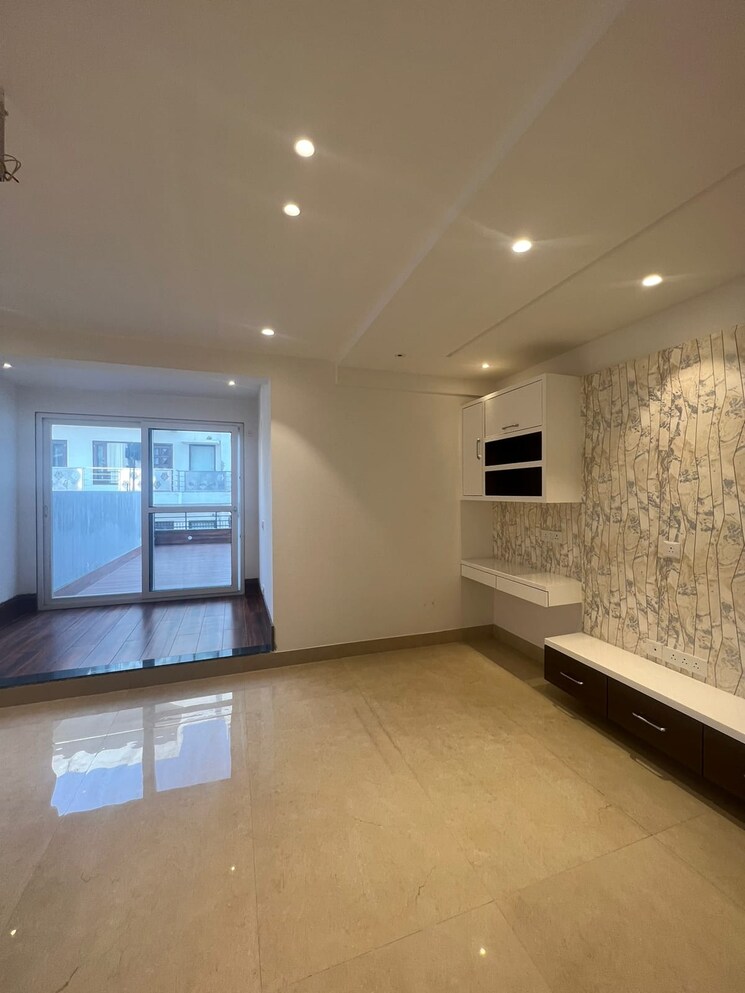 Room, sushant lok i 3 Bedroom 3000 Sq.Ft. Builder Floor In Sushant Lok I Gurgaon 9276247