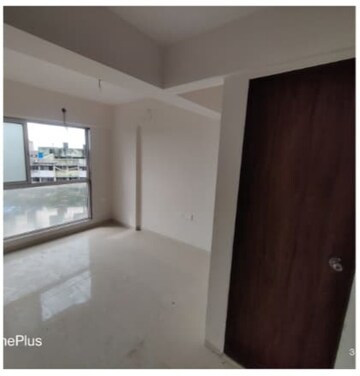 Room in 2 BHK Apartment at Millionaire Heritage, Andheri West – for Sale