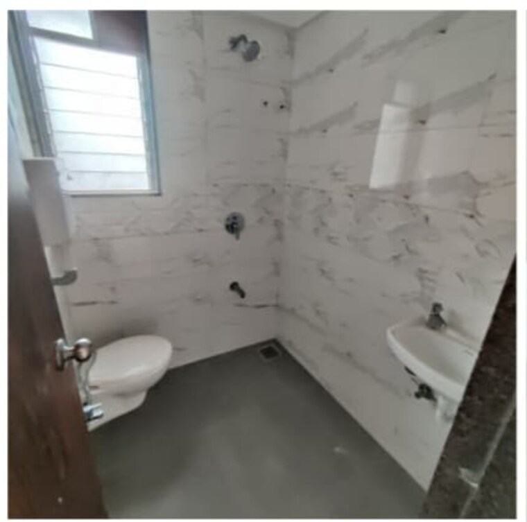 Bathroom, millionaire-heritage 2 Bedroom 628 Sq.Ft. Apartment In Andheri West Mumbai 9276260
