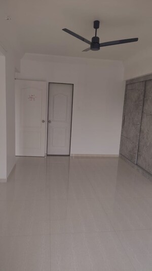 Room in 3 BHK Apartment at Arihant Aarohi Phase 2, Kalyan Shilphata Road – for Rent