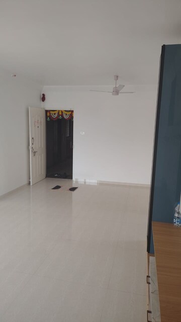 Room in 3 BHK Apartment at Arihant Aarohi Phase 2, Kalyan Shilphata Road – for Rent