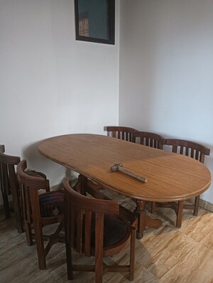 Bedroom in 3 BHK Apartment at Sai Farms, Gomti Nagar – for Rent