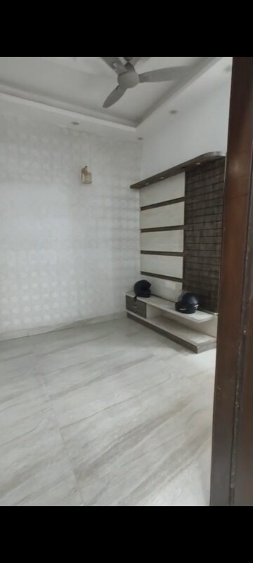 3 BHK Builder Floor For Sale in Niti Khand I