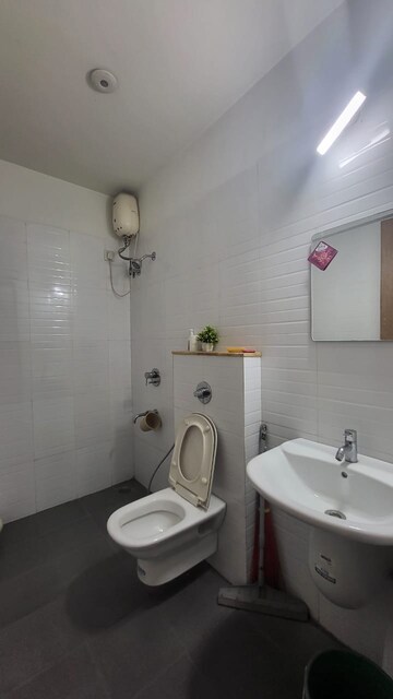 Bathroom in 2.5 BHK Apartment at Utopia CHS, Dombivli East – for Rent